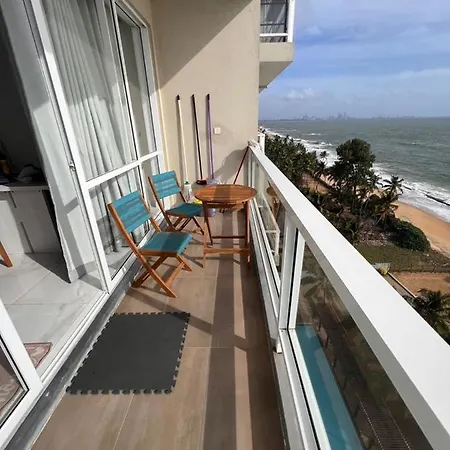 Pl Beach Front Apartment Bopitiya  Exterior photo